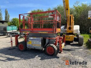 Samohybná nožnicová zdvíhacia plošina Skyjack sj6832, 4x4 - 12m